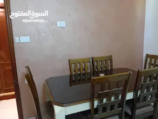 4 شقة اللبيع غرب إشارة البتراء 300 متر مساحة الشقة 140 متر ثاني فني
