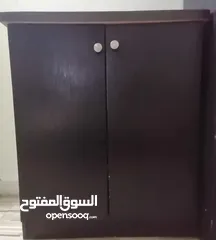  4 غرفة نوم من خشب اللاتيه مع فرشة طبيه زمبركيه و الغرفة بحاله ممتازه