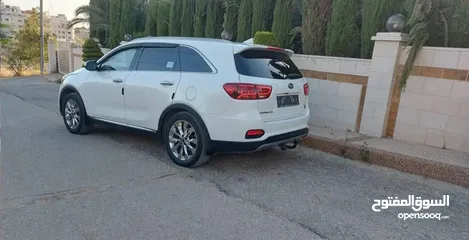  4 جيب كيا سورينتو