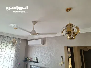  15 ثريا لون ذهبي مع ليد كريستال ( ستينلس ستيل) عدد 2 مستعملة بحالة ممتازة