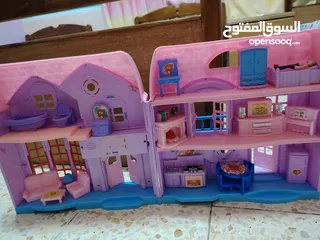  4 بيت باربي بحالة الجديد