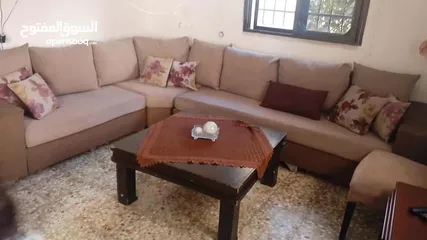  1 طقم كنب مستعمل بحاله جيده