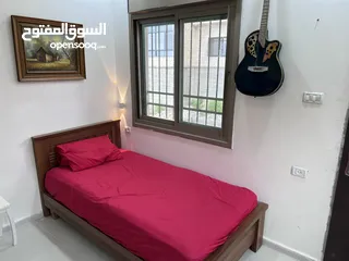  8 ستوديو مرتب مع موقف سيارات ،، لدكتور/ه او موظف او طالب طب او الزائرين