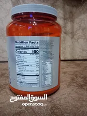  6 بروتين whey غير منكه وبروتين بنكهة الشوكولاته