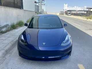  11 تيسلا 2021 بيرفومنس Tesla