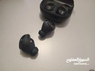  3 سماعة سامسونغ Galaxy Buds Pro بحالة ممتازة جدا