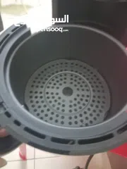  3 Nikai air fryer (like new)