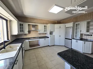  9 عبدون شقة دوبلكس ارضية مع مدخل خاص للإيجار مكونه من 4 نوم