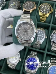  8 رولكس رجالي مرفق علبه وكيس رولكس وكفاله سنه