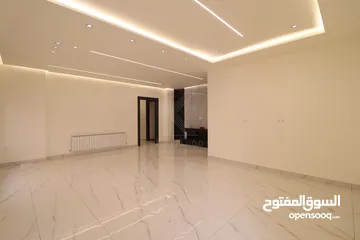  11 شقق فاخرة للبيع في الكرسي