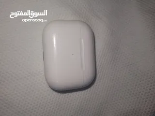  4 airpods pro 2      ايربودي برو 2