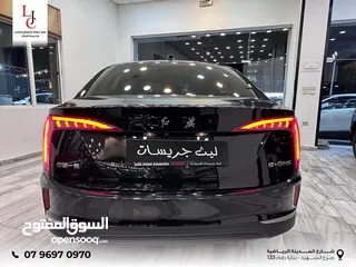  3 ‎‏HONGQI E-QM5 EV 2022 Full electric ‎هونشي E-QM5 كهربائية بالكامل