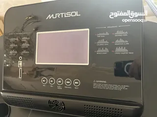  5 للبيع جهاز سير كهربائي (treadmill) من murtisol الجهاز شبه جديد.