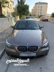  7 BMW E60 - لون شمباني
