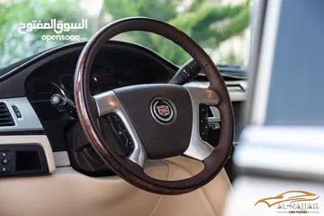  13 Cadillac Escalade 2008   السيارة مميزة جدا و قطعت مسافة 179,000 كيلو متر فقط