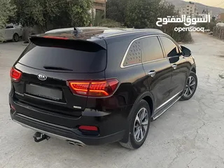  4 سورينتو 2018 بسعرر مميزز