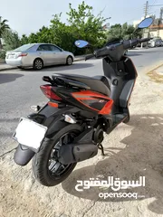  3 سكوتر ابريليا 150cc وكاااالة محافظ عليه بسعر جيد