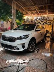  1 سورنتو 2019 خليجي للبيع 180 ورقه وبيها مجال