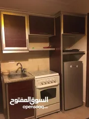  6 استديو للايجار