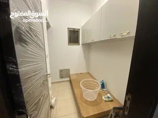  11 شقة مفروشة للإيجار 186م2 ( Property 16375 )-175072891