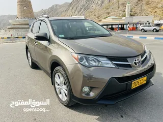  2 Toyota RAV4 2015