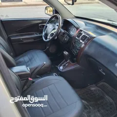  6 جيب هونداي توسان 2007 ديزل 20 صباب أوتوماتيك مع فتحة سقف