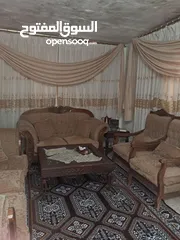  5 بيت ارضي مستقل بحاجه الا صيانة السقوف بيت اسكان مضاف عليه غرفه 5/4حمام ماستر حمام عادي مطبخ 5/4