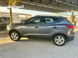  1 Hyundai Tucson 2013 2.0L full option for sale..