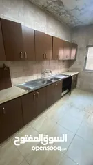  1 مطبخ خشب مستعمل للبيع