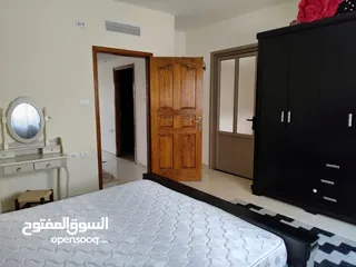 4 روف مفروش للإيجار – بيتونيا / دوار الفواكه على الشارع الرئيسي