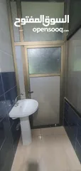  23 شقة سكنيه للايجار السنوي تشطيب ديلوكس