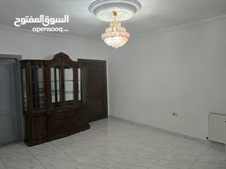 14 شقه ارضيه مستقله شبه فيلا للبيع