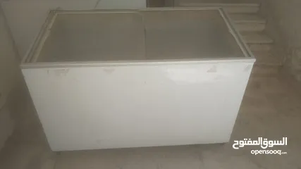  10 فريزر عدد 2 للببع في حال جيد