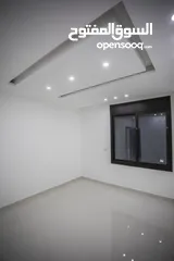  9 شقه فاخره 122م مع حديقه 115 متر و مدخل مستقل للبيع في ابو علندا من المالك كاش او اقساط