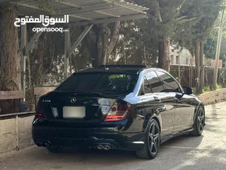  4 Mersedes Benz