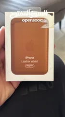  1 Apple IPhone leather wallet with MagSafe original from apple