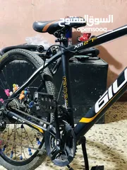  3 بسكليت اصلي جنط 26 بحالة الوكاله