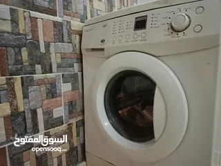  1 غسالة دايو 7كيلو