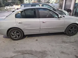  4 هونداي افانتي 2006 بحاله ممتازه