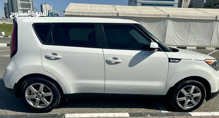  4 KIA SOUL 2017 IN PERFECT CONDITION - كيا سول 2017 بحالة ممتازه