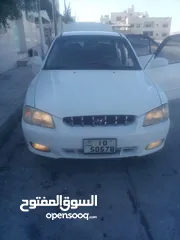  1 هونداي فيرنا 2000 لون ابيض