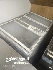  13 عدة مطعم برغر وبيتزا كاملا للبيع بسبب الاغلاق