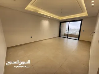  7 شقة فاخرة للبيع في منطقة الظهير - ref: 14486