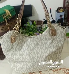  3 شنتات ستاتي ماركات عالميه مستعملة للبيع بسعر مغري وحرق ، نظارات شمسية للجنسين للنساء والرجال ماركات
