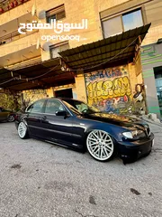  1 Bmw E46  موديل 2005 مطور 2500 سته سلندر برخصه جير اتومتيك فتحة سقف  غرفه ريكارو مع فورمايكا