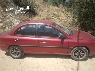  2 كيا ريو توماتيك موديل 2000