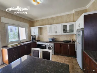  10 فيلا مستقلة نصف مفروشة في منطقة الظهير للبيع - ref : 14512