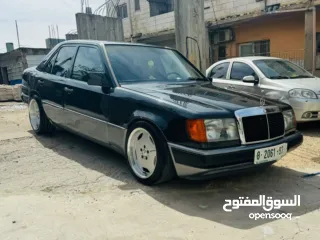  3 مرسيدسE230 بنزين