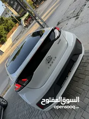  9 هونداي  أيونك  هايبرد  2021  الحبة  المميزة  على مستوى  الوطن