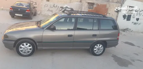  9 اوبل استرا موديل1993